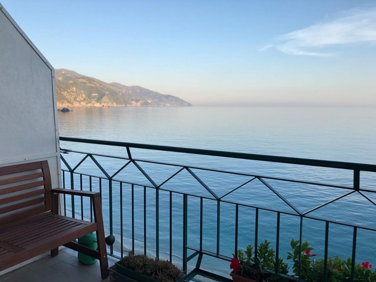 Bea'S Apartment - The Window To The Sea - Seafront Monterosso al Mare Exterior photo